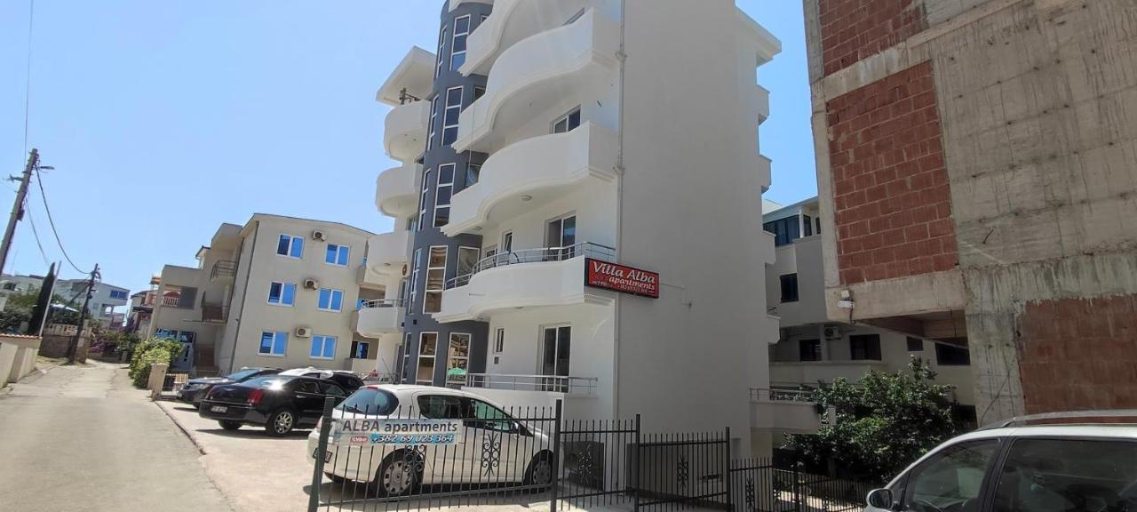 Villa Alba Apartments Dobra Voda Luaran gambar