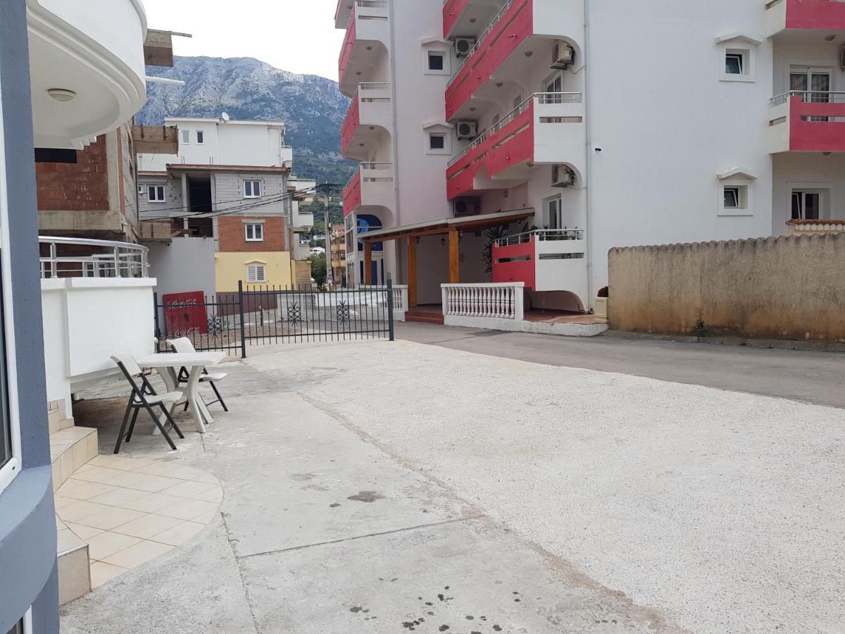 Villa Alba Apartments Dobra Voda Luaran gambar