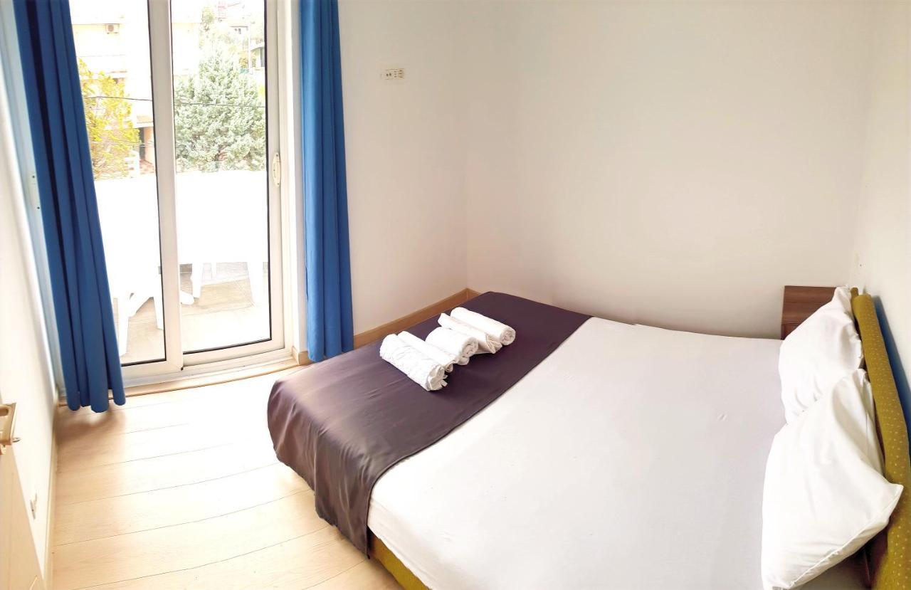 Villa Alba Apartments Dobra Voda Luaran gambar
