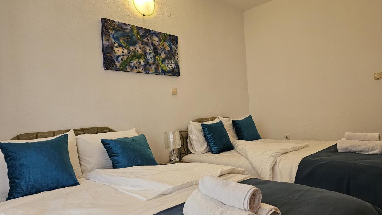 Villa Alba Apartments Dobra Voda Luaran gambar