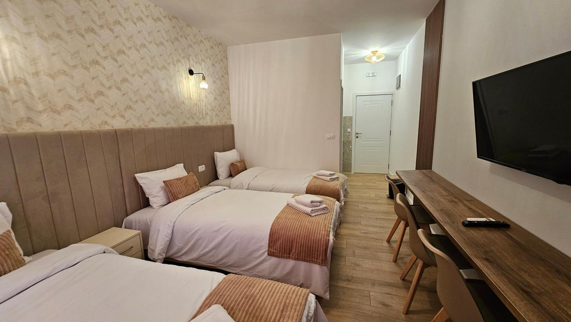 Villa Alba Apartments Dobra Voda Luaran gambar